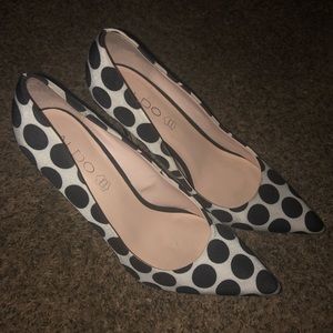 Aldo Shoes - Aldo Polka Dot heels Aldo Shoes - Aldo Polka Dot heels